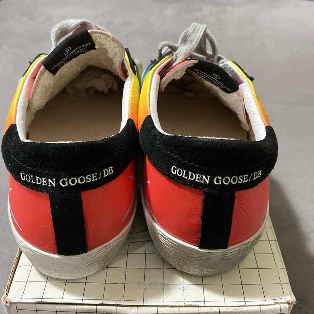 Golden Goose - Picture 3 of 8